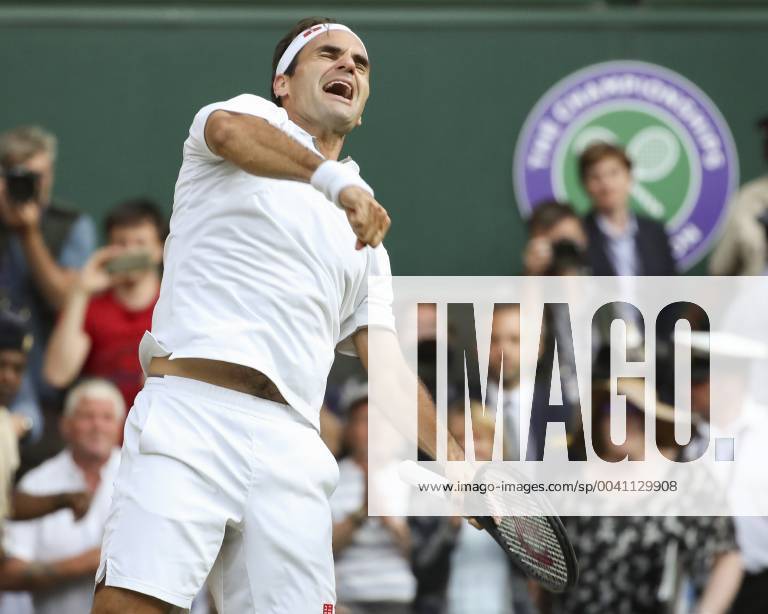Roger Federer cheers,jubilation,joy,emotion