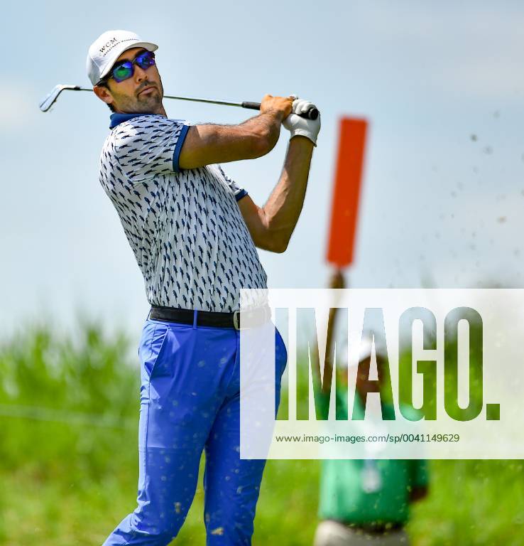 Silvis, Iowa, USA - PGA, Golf Herren golfer Cameron Triangle tees off on the 11th hole during the third round of the John Deere Classic Saturday, July 13, 2019, at TPC Deere Run in Silvis. Golf 2019: John Deere Classic Iowa - ZUMAq30_ 20190713_zaf_q30_079