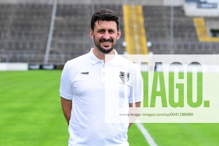 Video analyst Patrick Dippel KFC Uerdingen 3 League, portrait date 2019 2020 xRx
