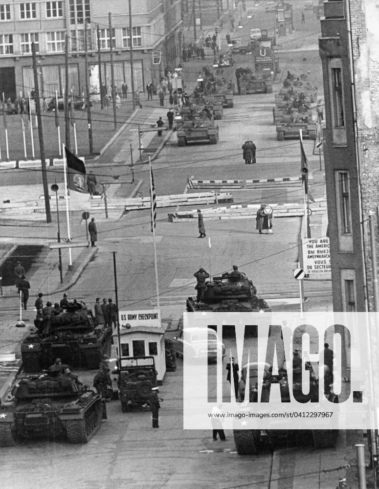 Photo taken from Checkpoint Charlie (famous checkpoint between West Berlin and East Berlin) : foreground the Americans, background the Soviets, 1961 1712047 Photo taken from Checkpoint Charlie (famous checkpoint between West Berlin and East Berlin) : foreground the Americans, background the Soviets, 1961; (add.info.: Photo taken from Checkpoint Charlie (famous checkpoint between West Berlin and East Berlin) : foreground the Americans, background the Soviets, 1961).