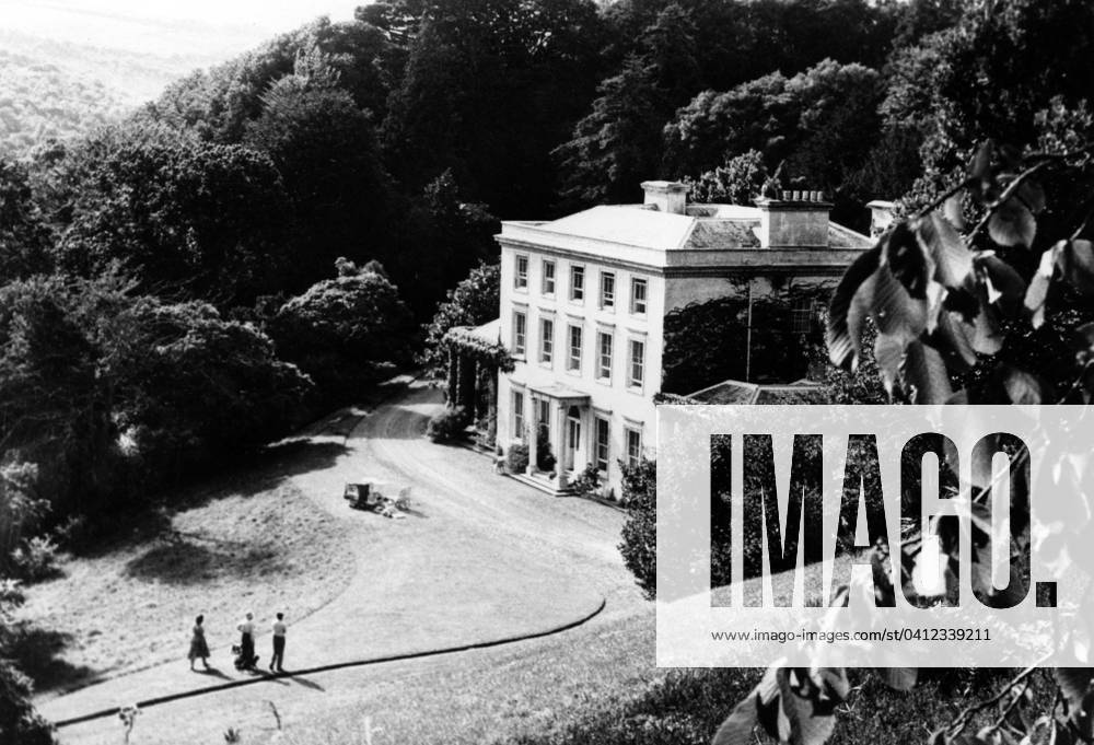 Greenway House 1834318 Greenway House by Unknown photographer, (20th century); (add.info.: Greenway House in England : property of Agatha Christie, september 2, 1959).
