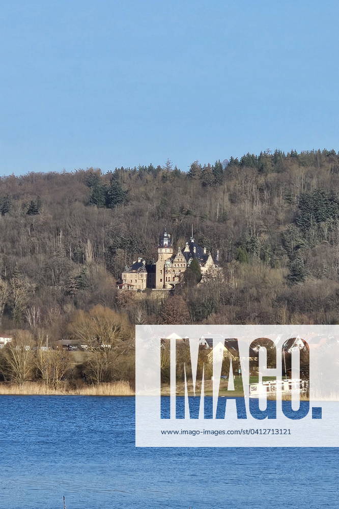 Eschwege Theme photo Germany, City, Eschwege, Hesse, 07 02 2024 Lake Werratal with Wolfsbrunnen Castle in Eschwege, Hesse Theme photo Germany, City, Eschwege, Hesse
