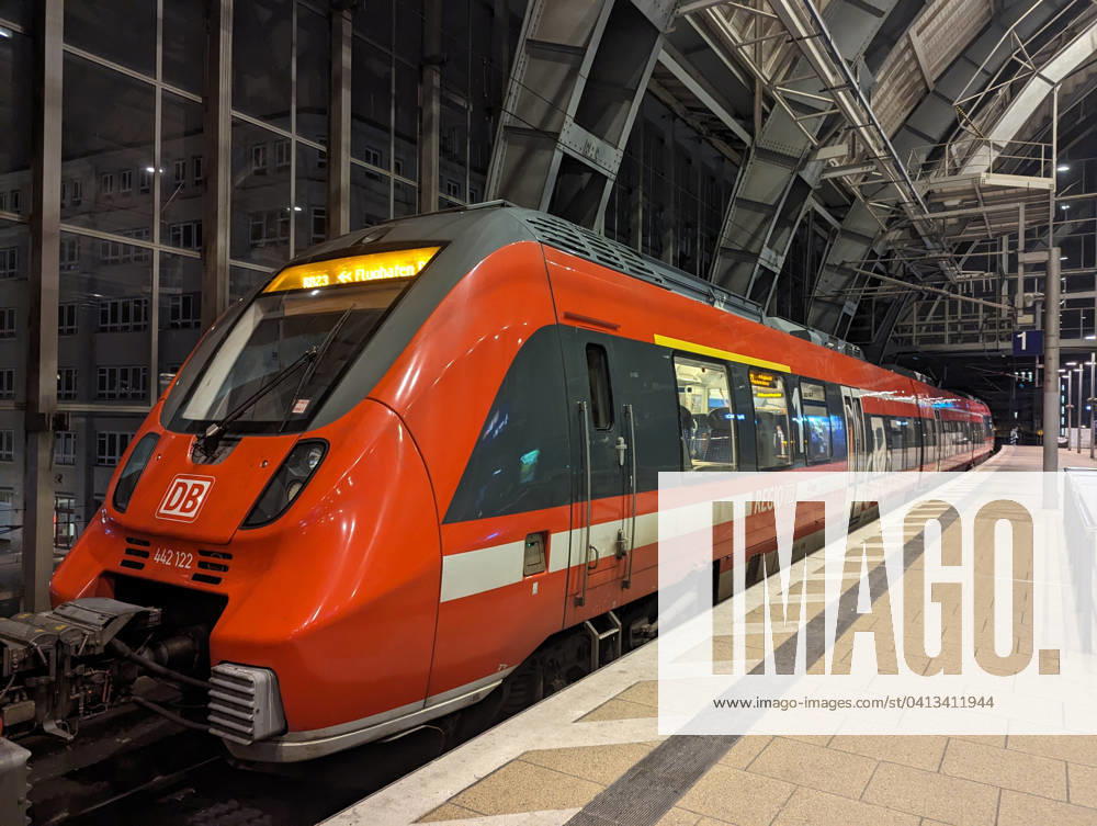 A Regional railway at Train station Berlin Alexanderplatz 1096200736