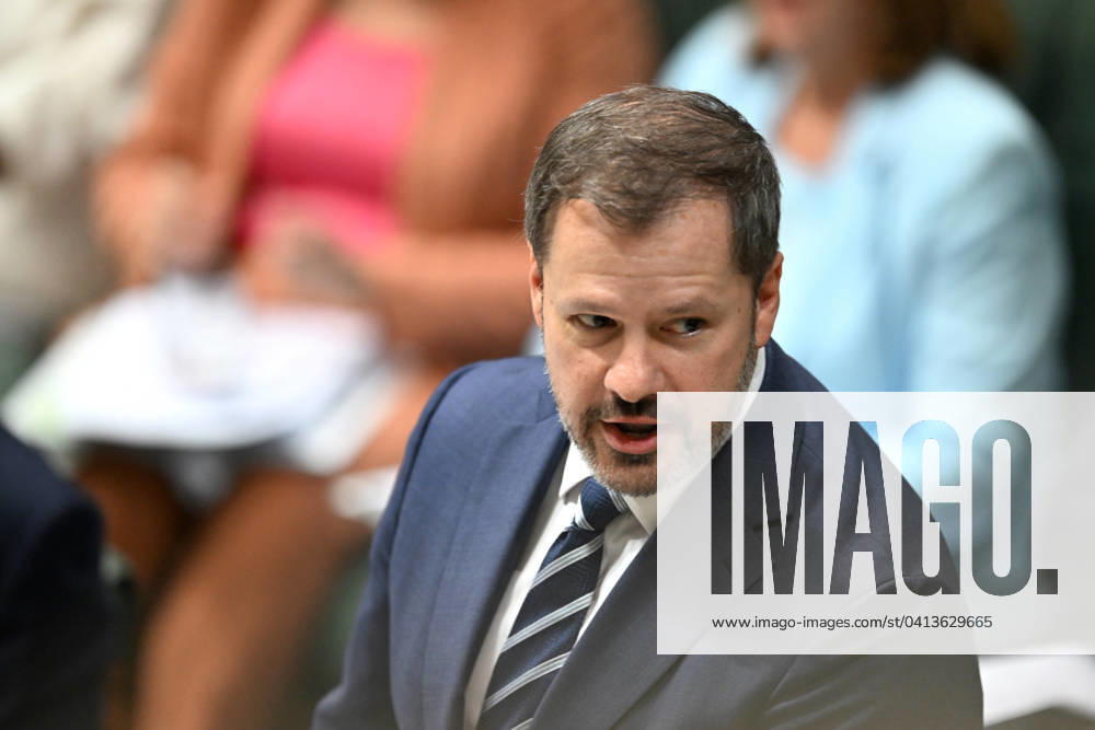 QUESTION TIME, Australian Industry Minister Ed Husic speaks during Question Time in the House of Representatives at Parliament House in Canberra, Thursday, February 15, 2024. ( NO ARCHIVING, , NO USE IN BOOKS WITHOUT CONSENT CANBERRA ACT AUSTRALIA