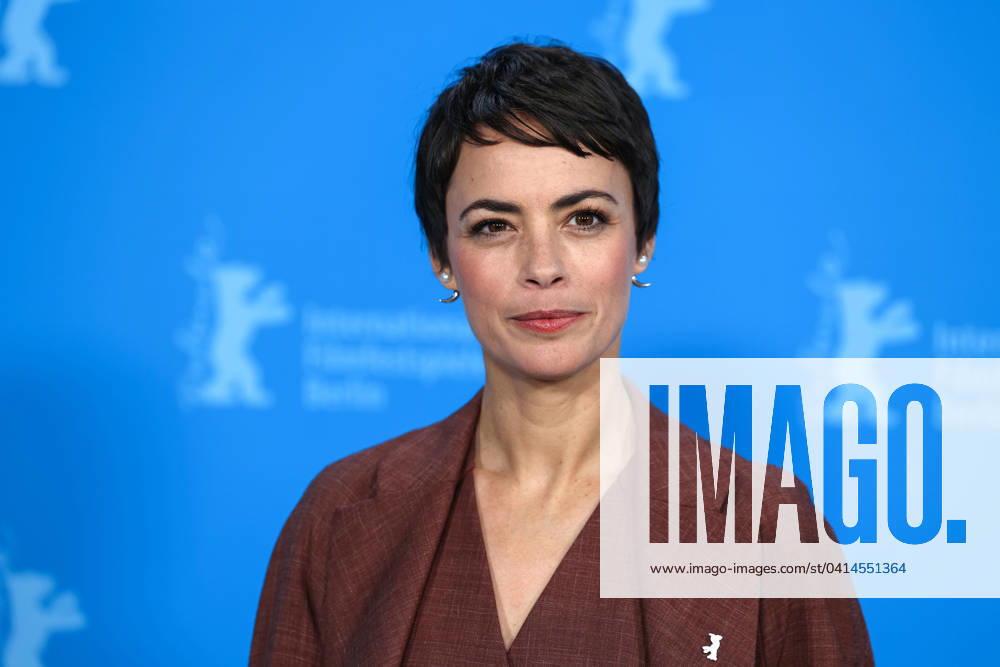 From 15 to 25 February 2024 the Berlinale 74 film festival takes place in Berlin, Germany. Berenice Bejo at the photo call for the film Another End. Berlin Germany - ZUMAt227 20240217_zip_t227_010