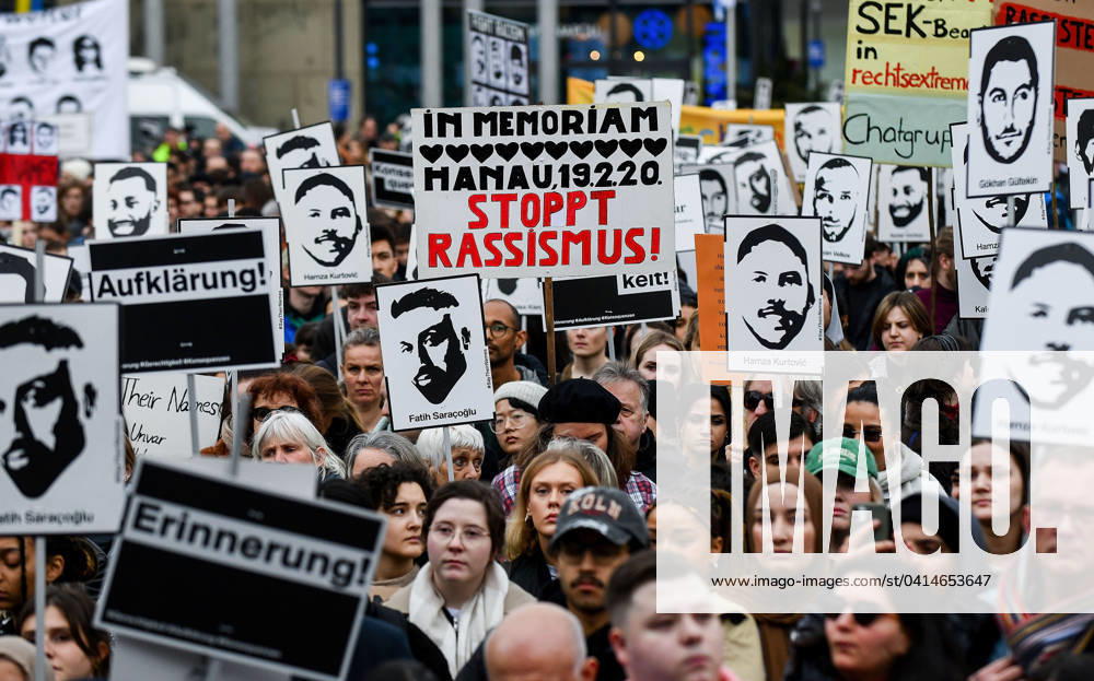 Local Hanau 19 February Nationwide commemoration demonstrations, v l against right-wing terror in Germany Demo Demonstration Attentat 19 02 2020 HU Hanau commemoration saytheirnames, Hanau Hessen Germany DEU