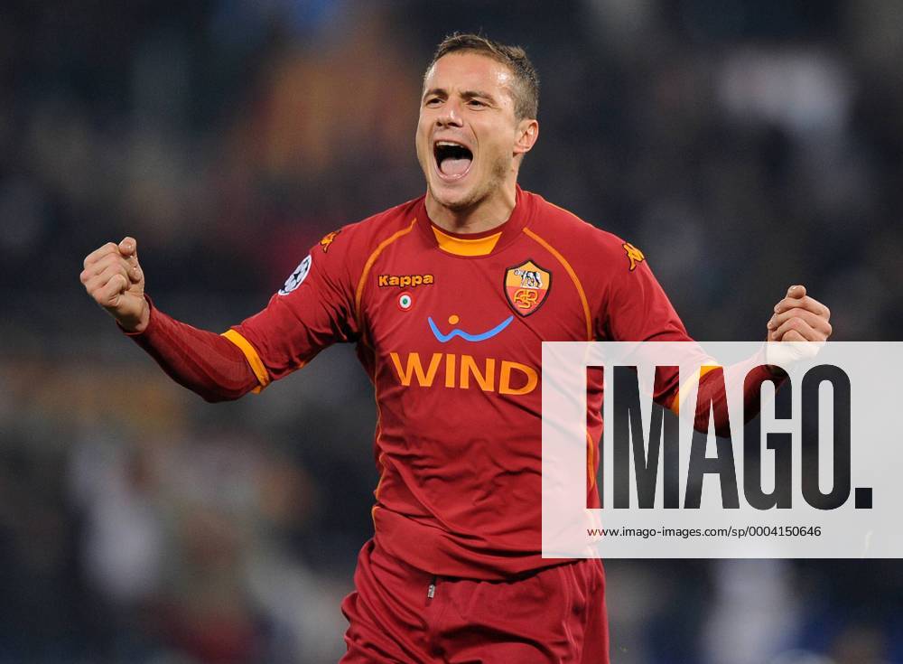 Matteo Brighi (AS Rom) - Torjubel - Fußball EC 1 Herren Champions League 2008 2009, Roma Einzelbild Rom Begeisterung, Freude,