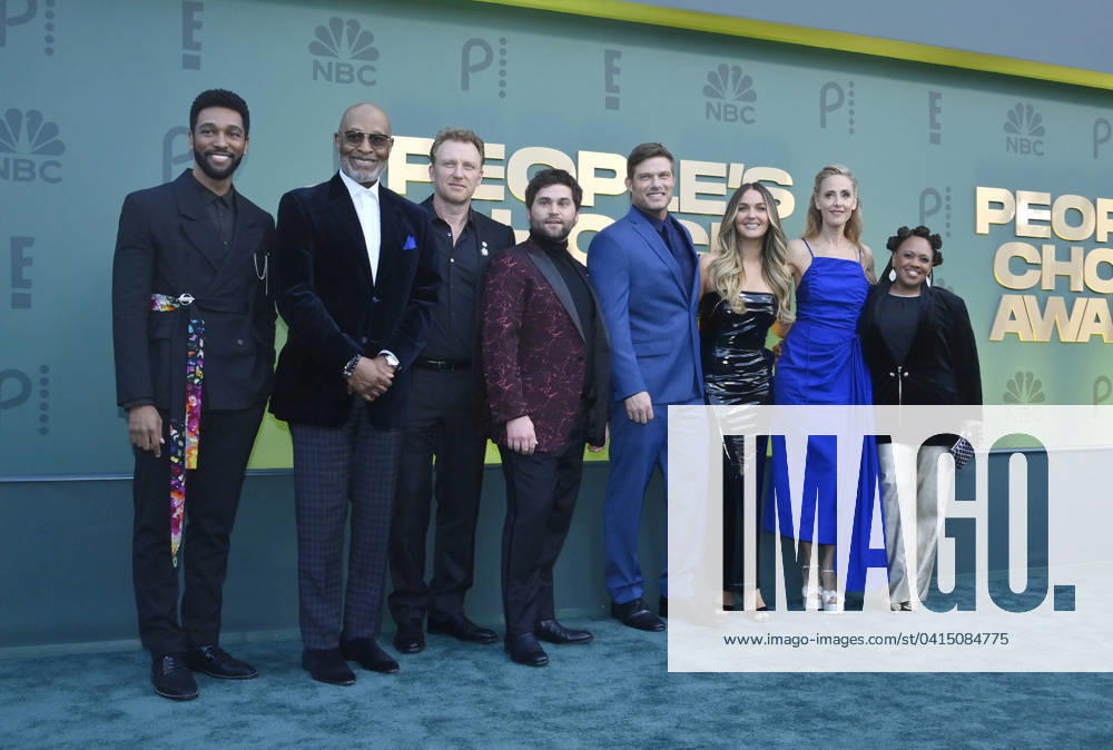 (L-R) Anthony Hill, James Pickens, Jake Borelli, Kevin McKidd, Chris Carmack, Camilla Luddington, Kim Raver and Chandra Wilson attend the People s Choice Awards at the Barker Hangar in Santa Monica, California on Sunday, February 18, 2024. LAP20240218110 JIMxRUYMEN