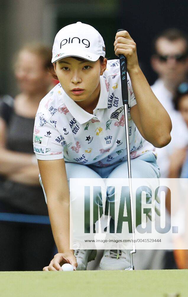 Golf: Women s British Open Hinako Shibuno of Japan lines up a putt on the first hole during the final round of the Women s British Open en route to winning the title on Aug. 4, 2019, at Woburn Golf Club in Milton Keynes, England.