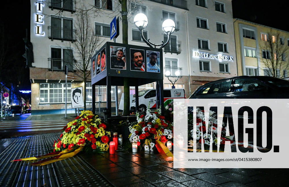 Local Hanau 19 February evening vigils at the crime scenes, v l assassination 19 02 2020 HU Hanau commemoration saytheirnames memorial service crime scene memorial minute candles flowers mourning, Hanau Hessen Germany DEU