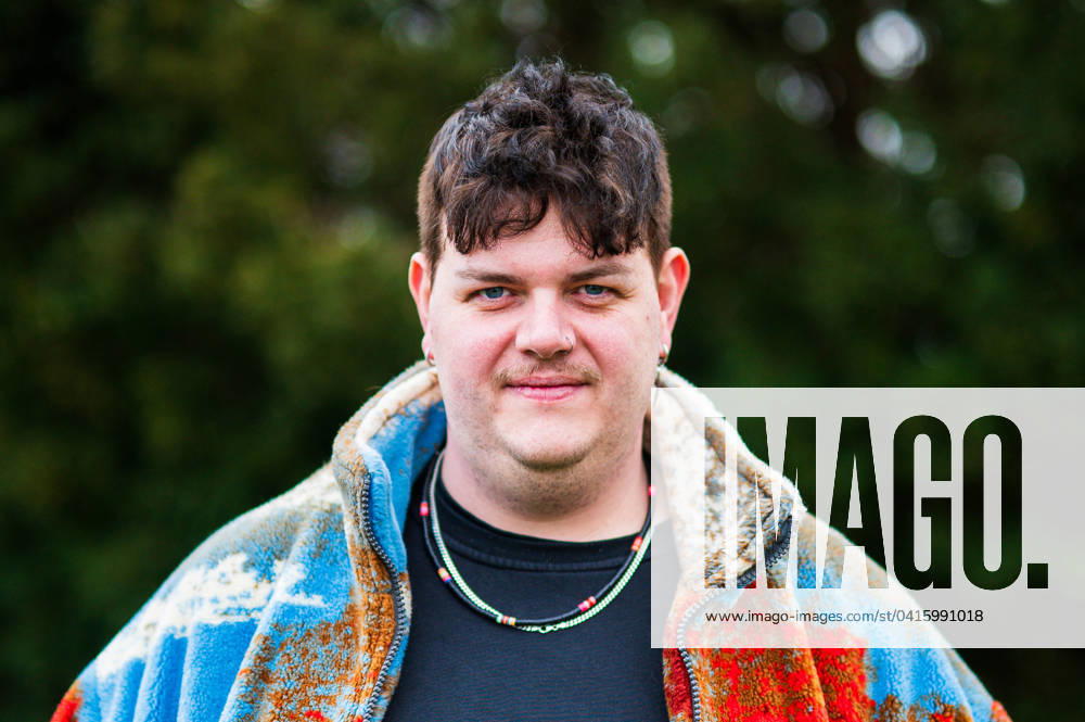 ESC singer Isaak Guderian in Espelkamp NRW The 29 year old stands in his garden in Frotheim by a fir tree He won the preliminary round and will compete for Germany on May 11, 2024 in Malmö at the Eurovision Song Contest in Sweden , Espelkamp Nordrhein Westfalen Germany