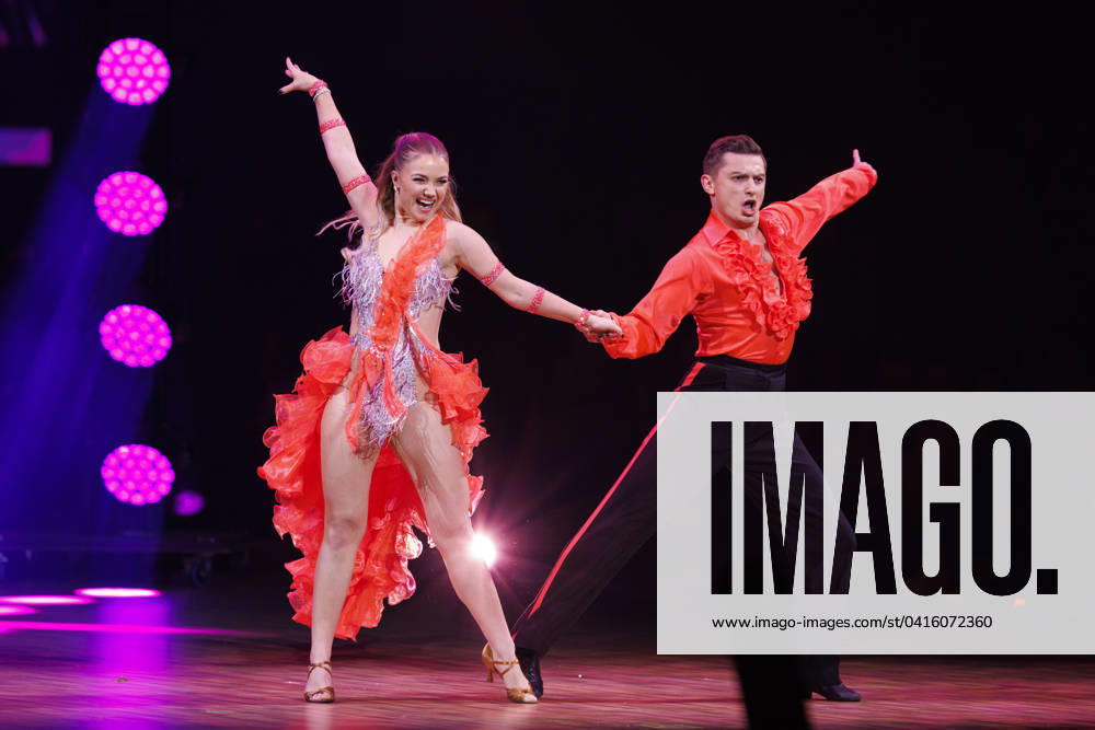 Actress Julia Beautx and dancer Zsolt Sandor Cseke at the dance show Lets Dance DIE LIVE TOUR 2023 Das Original in the Lanxess Arena Cologne, 03 12 2023 NRW Germany