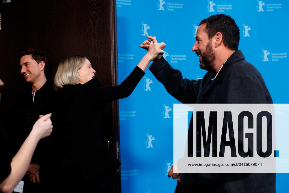 Berlinale Spaceman Photocall Carey Mulligan and Adam Sandler at the Spaceman Photocall at the Hyatt Hotel on the occasion of the 74th Berlin International Film Festival on 21 02 2024