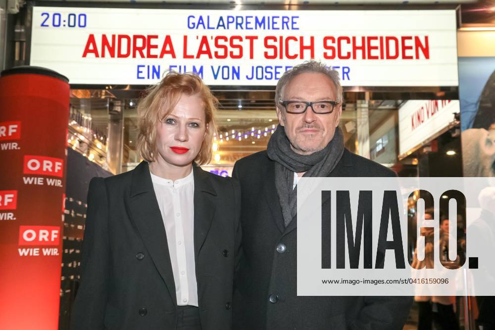 Gartenbaukino, ANDREA LÄSST SICH SCHEIDEN Premiere , Josef Haders second directorial work celebrates its Vienna premiere in the picture Birgit Minichmayr, Josef Hader, with KINO Promo, ANDREA LÄSST SICH SCHEIDEN Premiere