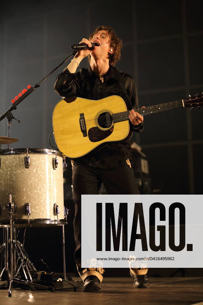 Frederik Fred Rabe from the band Giant Rooks at a concert in the Max Schmeling Halle in Berlin, February 23, 2024 Giant Rooks concert Berlin