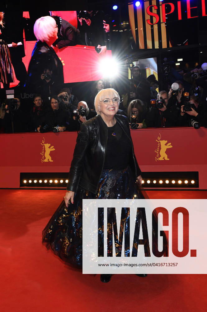 Claudia Roth at the Closing Ceremony with Award Ceremony at the Berlinale 2024 74 Berlin International Film Festival in the Berlinale Palast Berlin, 24 02 2024 Foto:xC.xNiehausx xFuturexImagex preisverleihung_4231