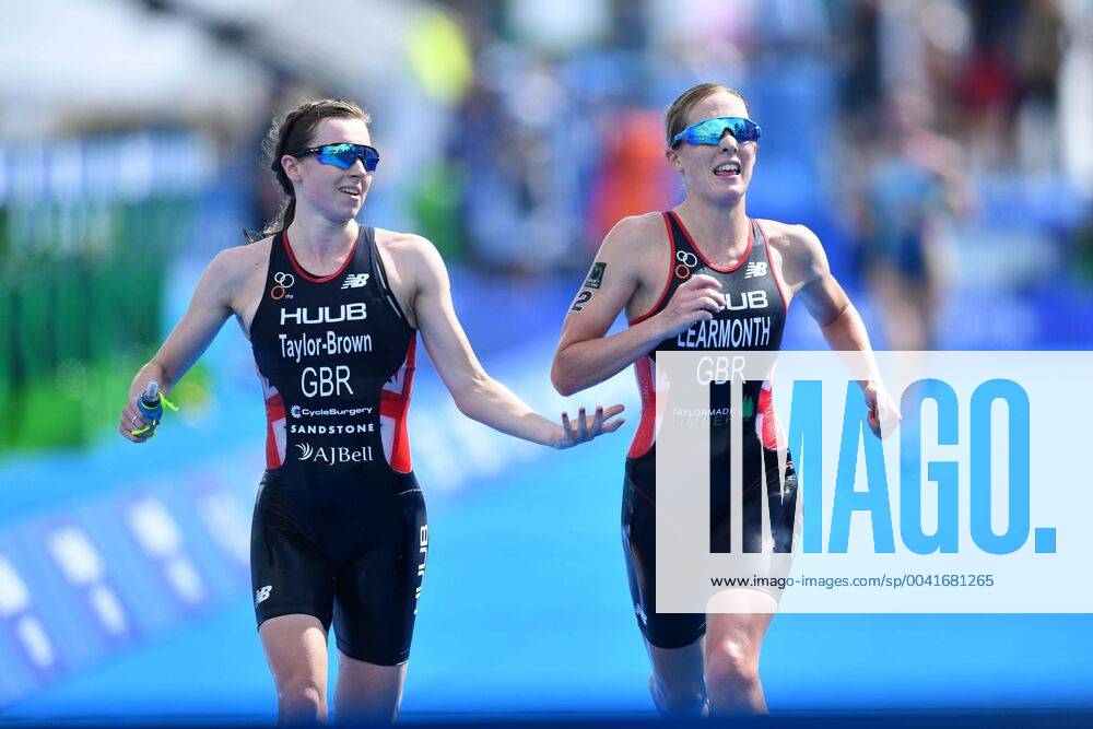 (L-R) Taylor-Brown Georgia, Jessica Learmonth (GBR), AUGUST 15, 2019 - Triathlon : 2019 ITU World Olympic Qualification Event in Odaiba, Tokyo, Japan. Noxthirdxpartyxsales (109804115)
