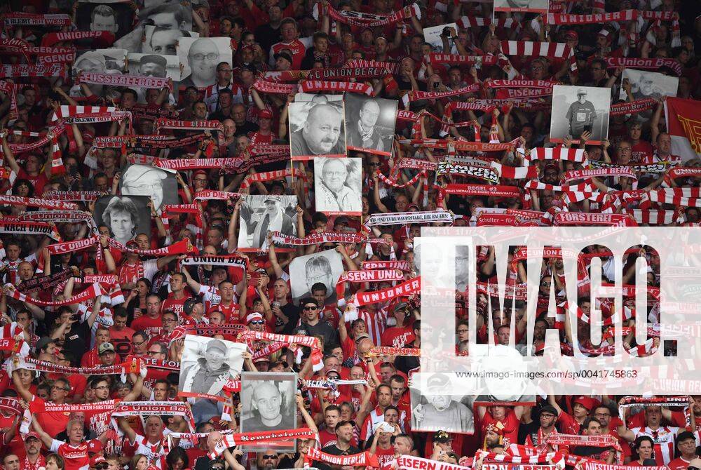 Soccer, Men, Season 2019 2020, 1 Bundesliga, 1 FC Union Berlin RB Leipzig, Action Finally here for deceased Unioners who cant witness Unions historically first Bundesliga match, 18 08 2019,