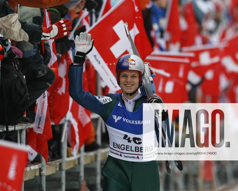 Thomas Morgenstern (Österreich) jubelt Skispringen Herren Weltcup 2008 2009, Welt Cup, Worldcup, World, WC, Ski Nordisch, Nordischer Skisport Einzelbild Engelberg Freude,