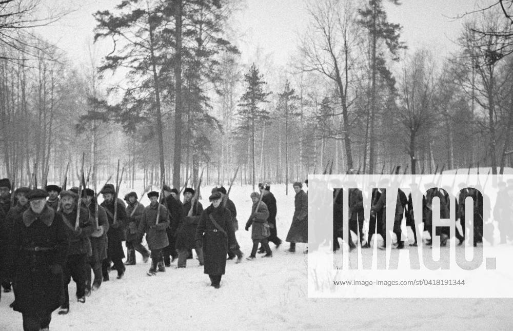 Battle of Moscow: Troop operations outside city 669432 20.12.1941 Battle of Moscow: Troop operations outside the city, Red Army s West Front, December 1941. Anatoliy Garanin Sputnik Moscow Russia