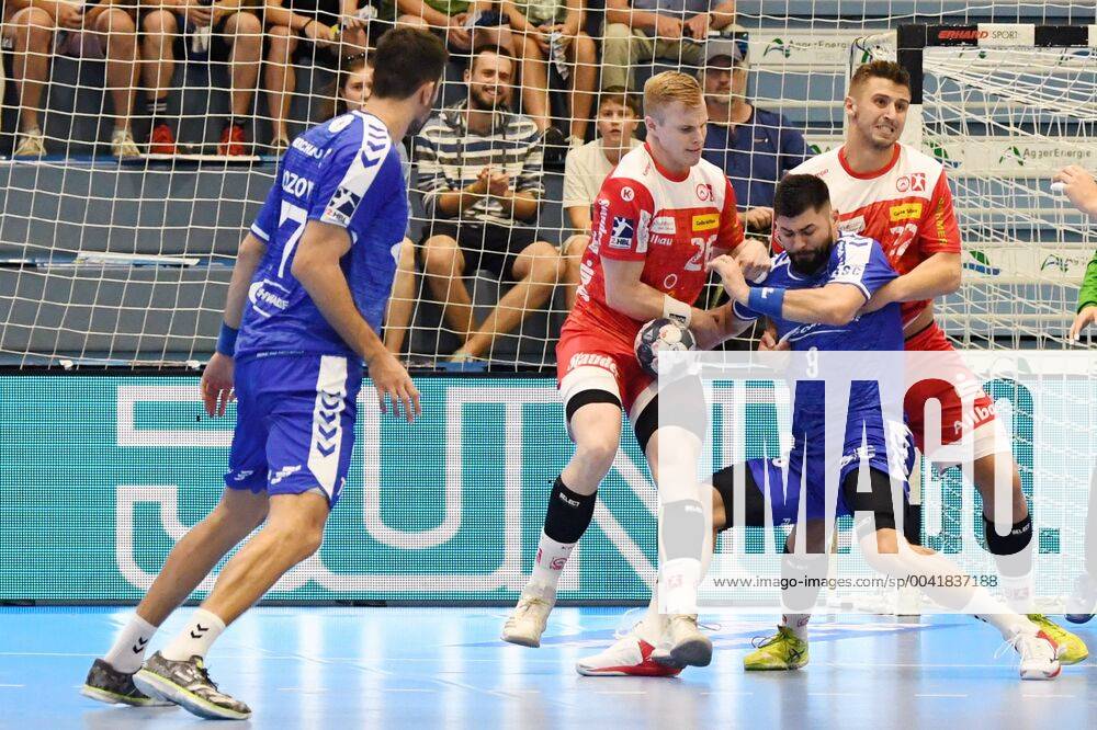 26 Lucas Firnhaber 26 TuSEM Essen and 22 Dennis Szczesny 22 Tu9EM Essen 9 Tin Kontrec 9 VfL Gummersbach , VfL Gummersbach TuSEM Essen, Handball, Men, 2 League, Liqui Moly Handball Bundesliga, 1 Matchday, 28 08 2019, VfL Gummersbach TuSEM Essen, , Handball, Liqui Moly 2 Handball Bundesliga, Men, Soielzeit 2019 20 Gummersbach