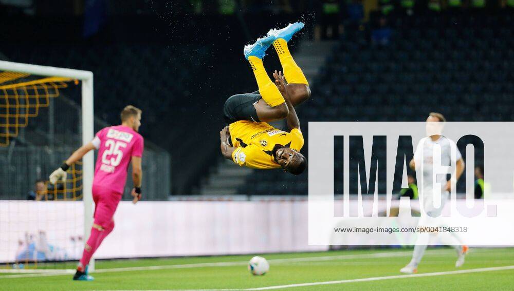 Stade de Suisse Bern , SWITZERLAND , Season 2019 2020 Mens Football Super League 5 Matchday BSC Young Boys Bern FC Zurich Zurich Goal celebration with side somersault Nicolas Moumi Ngamaleu Young Boys after his eleven-meter goal to 3 0