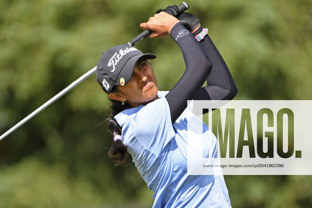 AURORA, ON - AUGUST 25: Aditi Ashok (IND) tees off on the 3rd hole during the final round of the LPGA, Golf Damen - CP Women s Open on August 25, 2019 at Magna Golf Club in Aurora, ON. (Photo by Gerry Angus Icon Sportswire) GOLF: AUG 25 LPGA - CP Women s Open Icon19082505