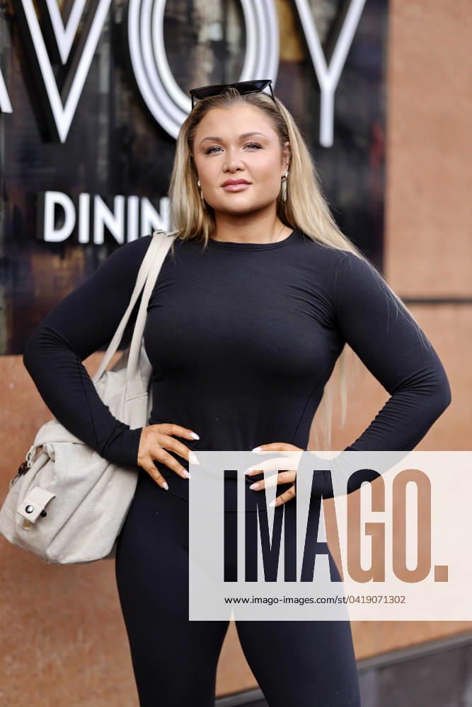 Fitness influencer Sophia Thiel before leaving for the 2nd show of the 17th season of the RTL dance show Let s Dance Cologne, 01 03 2024 NRW Germany