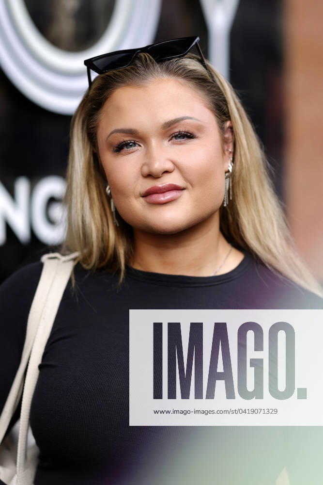 Fitness influencer Sophia Thiel before leaving for the 2nd show of the 17th season of the RTL dance show Let s Dance Cologne, 01 03 2024 NRW Germany