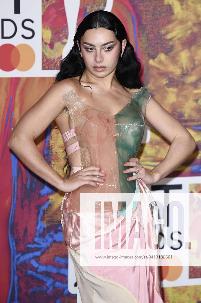 Charli XCX at the 44 BRIT Awards 2023 at the O2 Arena London, 02 03 2024 Foto:xS.xFuturexImagex brit_awards_4729