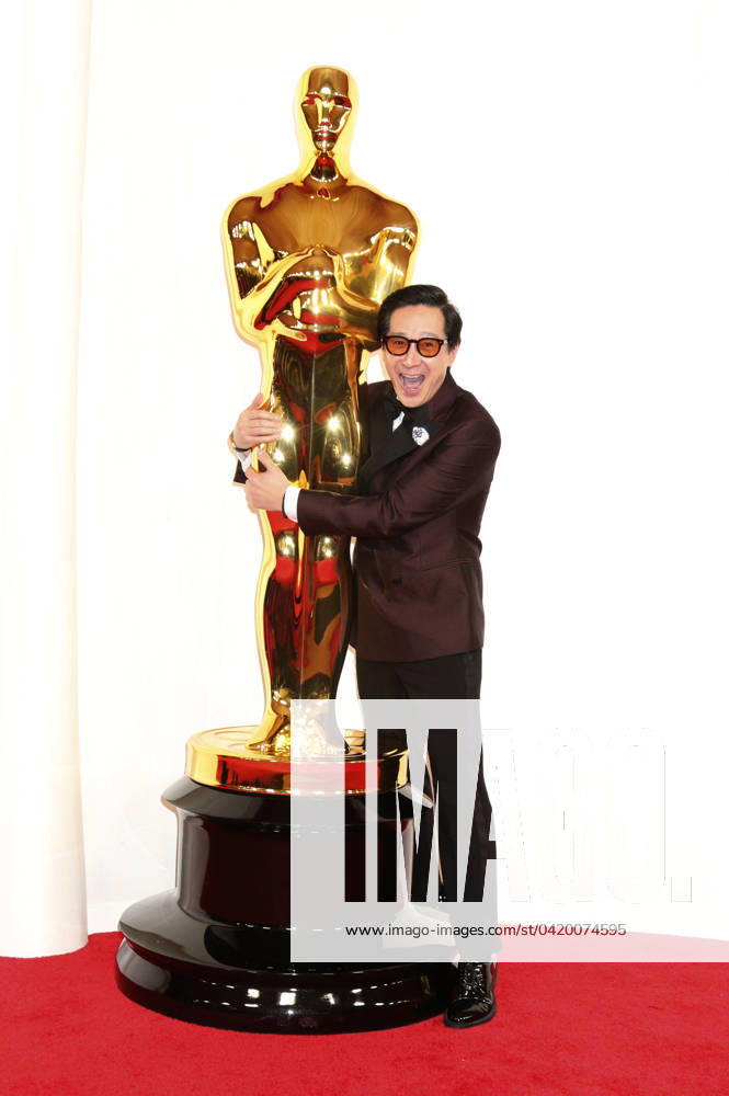 Ke Huy Quan at the 2024 96th Annual Academy Awards at the Dolby Theatre Los Angeles, 10 03 2024 Foto:xJ.xFuturexImagex oscars_9866