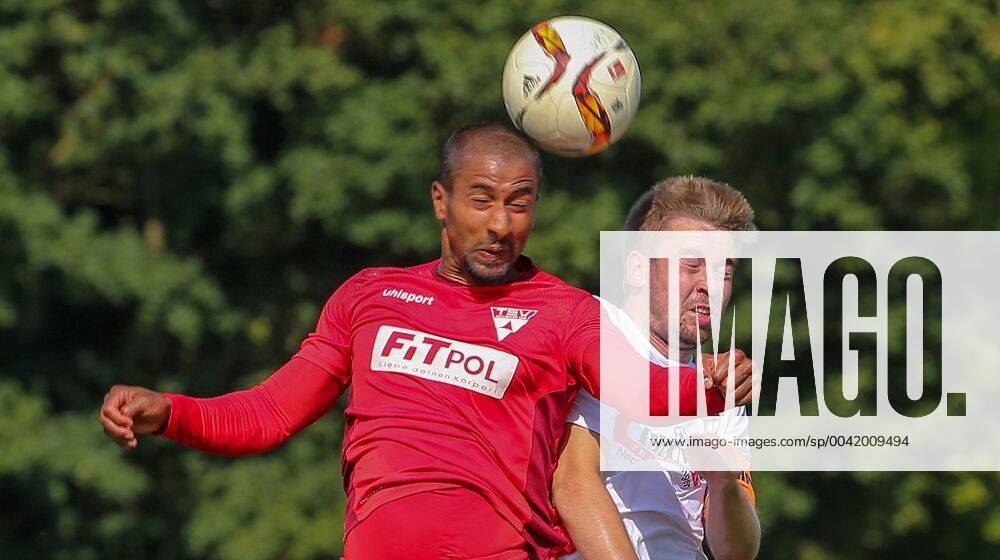 BAU 31 08 2019 Bonlanden Football SV Bonlanden vs TSV Weilimdorf, v Iheb Ben Abdallah Weilimdorf , Andreas Pottmeyer Bonlanden