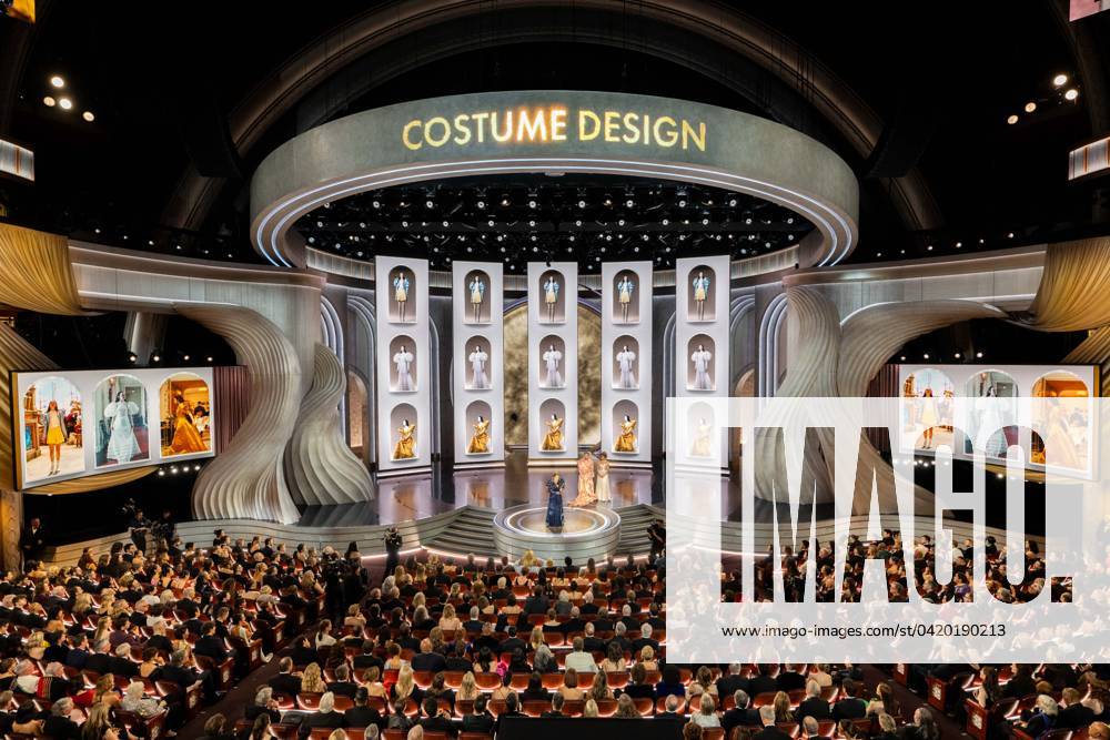 96th Oscars, Academy Awards Holly Waddington accepts the Oscar® for Costume Design during the live ABC telecast of the 96th Oscars® at the Dolby® Theatre at Ovation Hollywood on Sunday, March 10, 2024., Credit:Avalon.red Avalon United States of America, CA, Hollywood