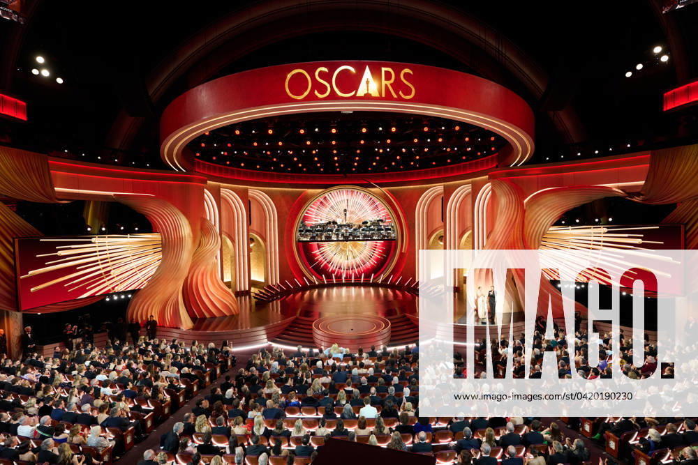 96th Oscars, Academy Awards Emily Blunt and Ryan Gosling presenting at the 96th Oscars® at the Dolby® Theatre at Ovation Hollywood on Sunday, March 10, 2024., Credit:Avalon.red Avalon United States of America, CA, Hollywood