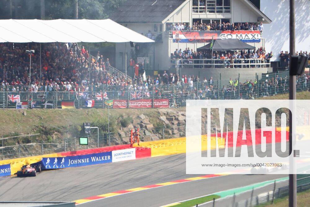 Red Bull s Dutch driver Max Verstappen (L) pictured after a crash during the Spa-Francorchamps Formula One Grand Prix of Belgium race, in Spa-Francorchamps, Sunday 01 September 2019. BENOITxDOPPAGNE x05653500x