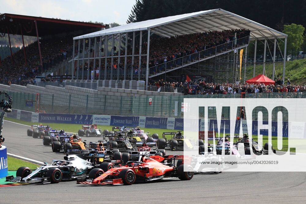 1st September 2019; Spa-Francorchamps racing circuit , Stavelot, Belgium; Formula 1 Grand Prix of Belgium, Race Day; Mercedes AMG Petronas Motorsport, Lewis Hamilton and Scuderia Ferrari, Sebastian Vettel - Editorial Use Only. ActionPlus12164829 Octane