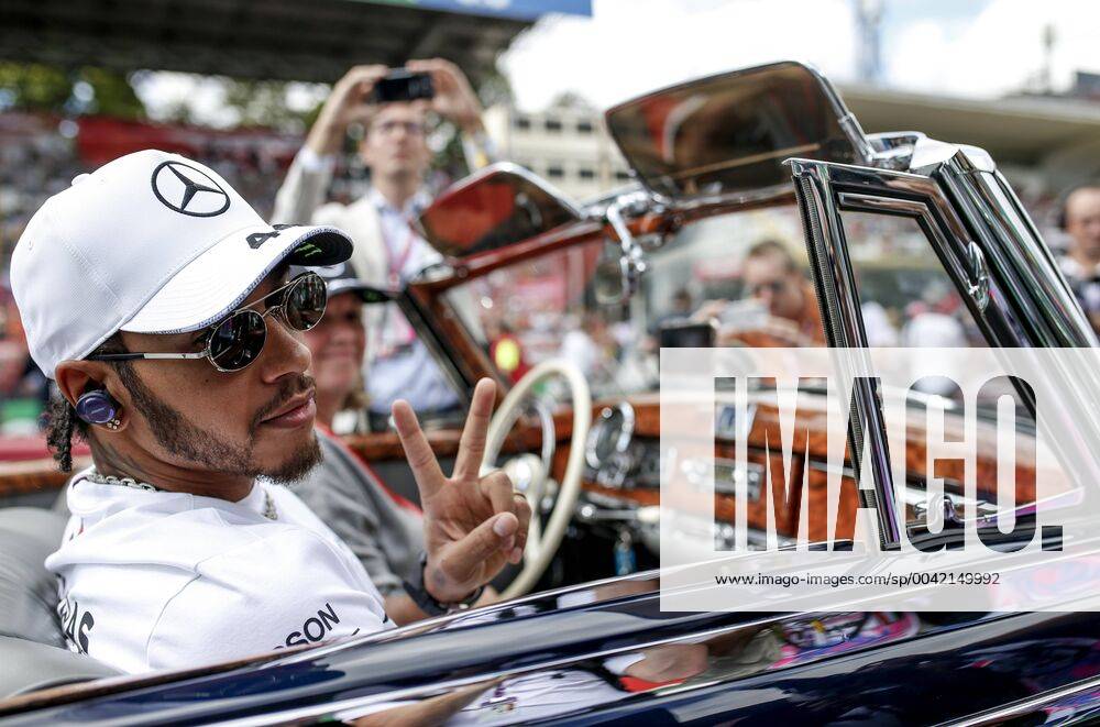 Motorsports: FIA Formula One World Championship, WM, Weltmeisterschaft 2019, Grand Prix of Italy, 44 Lewis Hamilton (GBR, Mercedes AMG Petronas Motorsport), Monza Italy