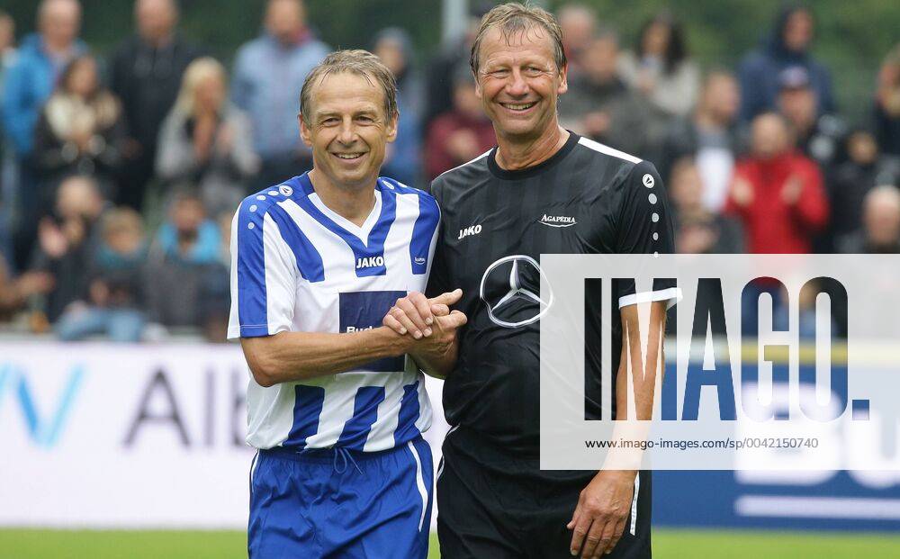 Geislingen , football charity game childrens house K 19 Herzenssache , from left Jürgen Klinsmann Guido Buchwald