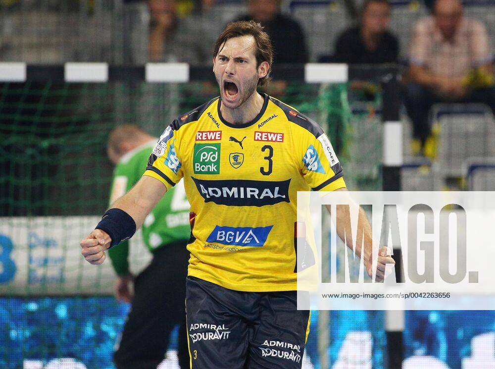 Handball, 1 Bundesliga Rhein Neckar Löwen HBW Balingen Weilstetten, 5 Matchday on 12 09 2019, Season 2019 20, ZmdZ, Uwe Gensheimer 3, Rhein Neckar Löwen torjubel, Rhein Neckar Löwen HBW Balingen Weilstetten