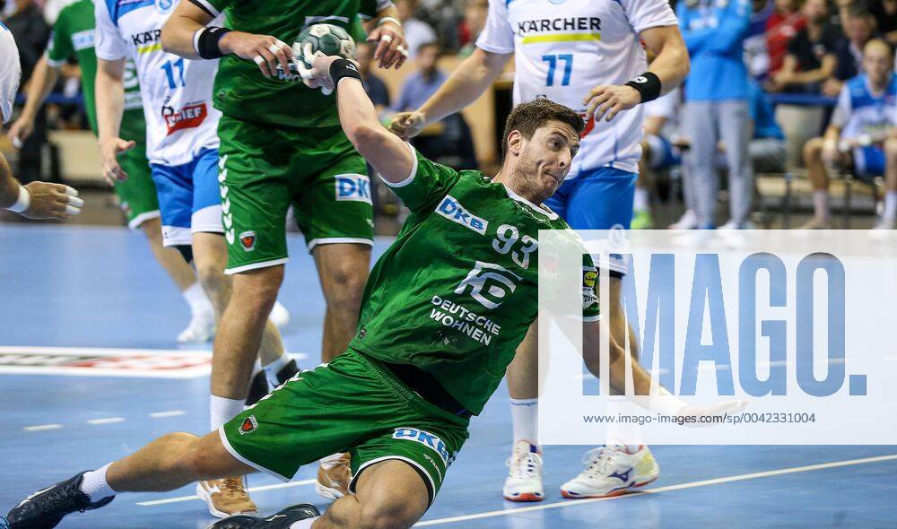 Handball, 1 Bundesliga, 5 Matchday, Füchse Berlin TVB Stuttgart, Max Schmeling Halle Berlins Mijajlo Marsenic throws the ball at the goal Handball 1 Bundesliga Füchse Berlin TVB Stuttgart