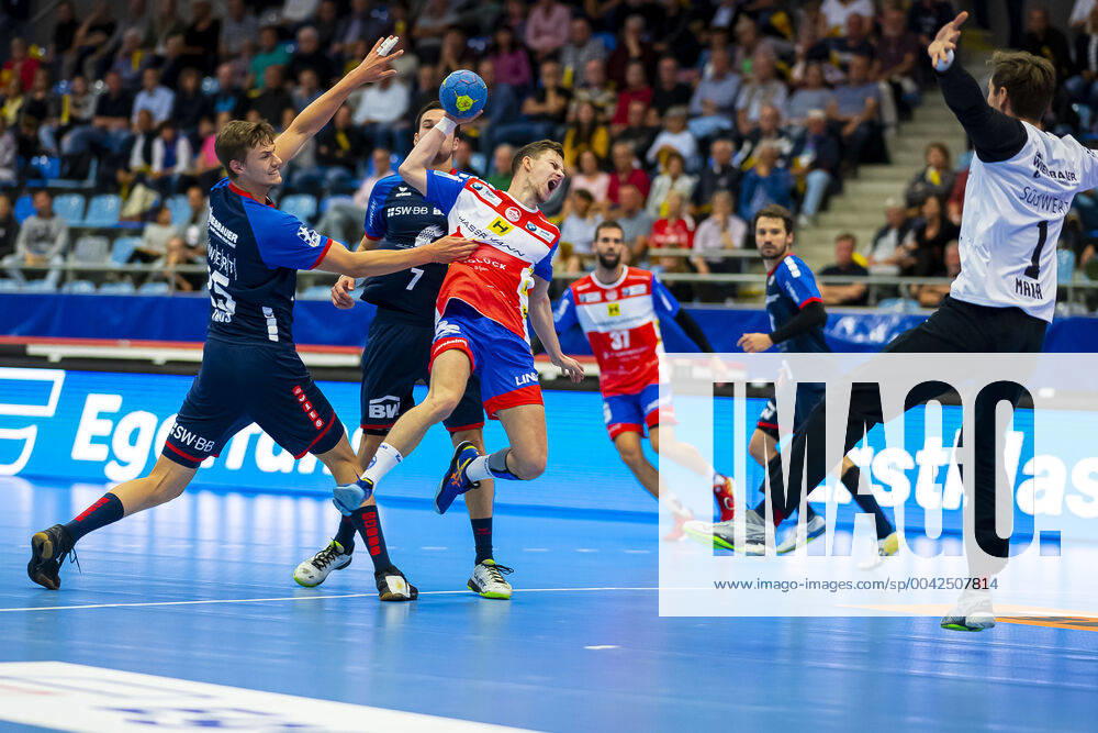 Bietigheim, Germany 25 August 2019 2 BL 19 20 SG BBM Bietigheim vs ThSV Eisenach vs li Maximilian Trost SG BBM Bietigheim , Jonas Ulshöfer Ulshoefer Eisenach , Goalkeeper Jonas Maier SG BBM Bietigheim Bietigheim Egetrans Arena Baden Württemberg Germany