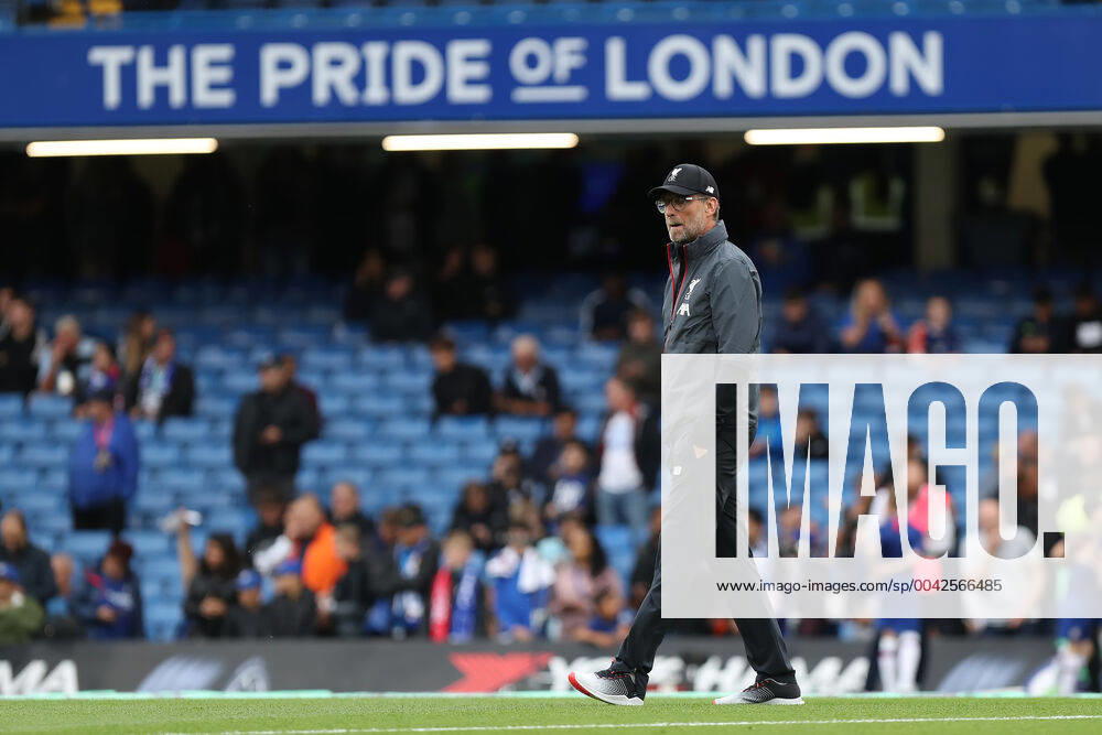 KW38 22nd September 2019; Stamford Bridge, London, England; English Premier League Football, Chelsea Football Club versus Liverpool Football Club; Liverpool Manager Jurgen Klopp during the warm up - Strictly Editorial Use Only. No use with unauthorized audio, video, data, fixture lists, club league logos or live services. Online in-match use limited to 120 images, no video emulation. No use in betting, games or single club league player publications ActionPlus12170354 ShaunxBrooks