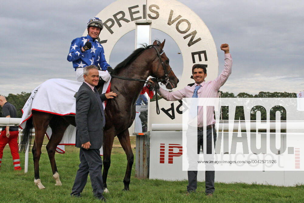 Cologne, North Rhine-Westphalia, GER Aspetar with Jason Watson after winning the Prize of the European Racecourse Koeln Weidenpesch Pferd, Jockey, Aspetar, Watson, victory 190922S886KOELN JPG