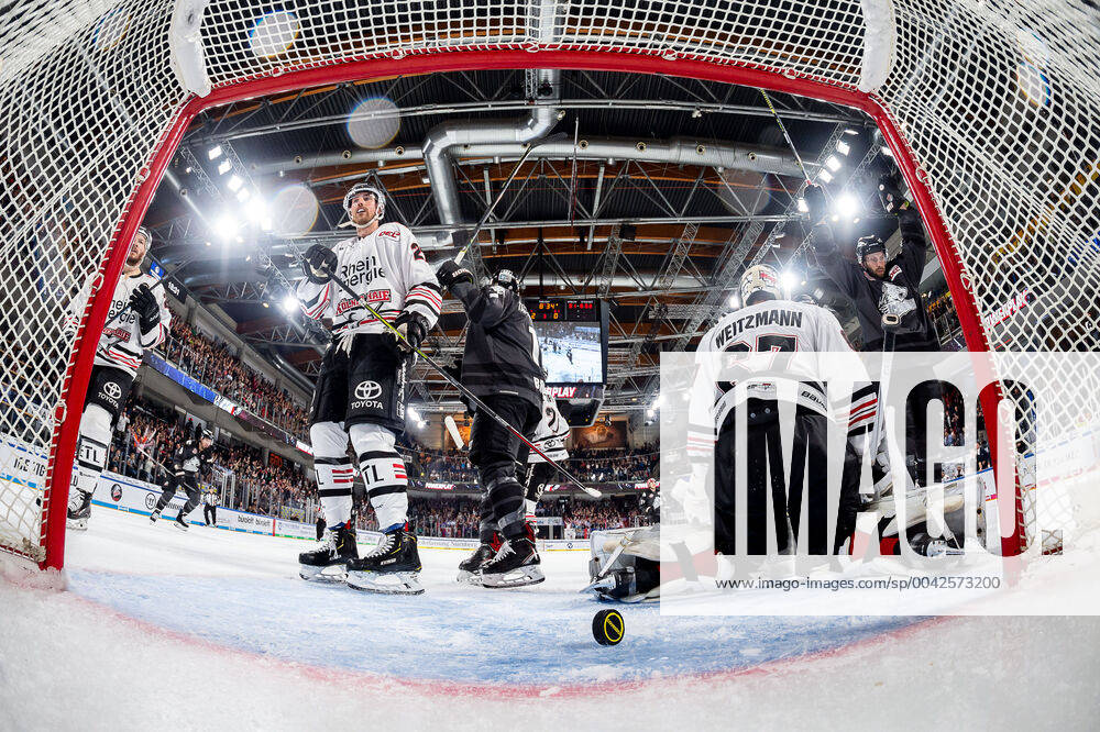 Ice Hockey Season 2019 2020 DEL 4 Matchday Thomas Sabo Ice Tigers Kölner Haie ThHa 3 0 Goal celebration Chris Brown 11, Thomas Sabo Ice Tigers Will Acton 41, Thomas Sabo Ice Tigers Hannibal Weitzmann 67, Kölner Haie, Koelner Haie sad, disappointed