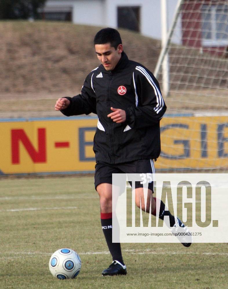 Neuzugang Ilkay Gündogan (Nürnberg) Fußball 2. BL Herren Saison 2008 2009, 1. FC Nürnberg, Training Einzelbild Nürnberg Dynamik,
