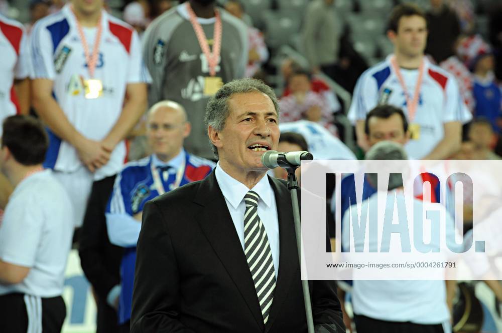 IHF Präsident Dr. Hassan Moustafa (Ägypten) hält zum Finale der WM 2009 eine Ansprache Handball Länderspiel Herren WM 2009, Finale Einzelbild Zagreb