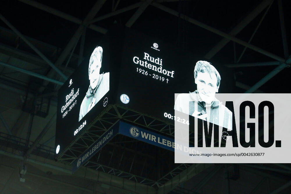 Football, Season 2019 2020, Bundesliga, 5 Matchday FC Schalke 04 FSV Mainz 04 Schalke commemorates Rudi Gutendorf DFL REGULATIONS PROHIBIT ANY USE OF PHOTOGRAPHS AS IMAGE SEQUENCES AND OR QUASI VIDEO Gelsenkirchen Veltins Arena NRW Germany xRHR FOTO TRx