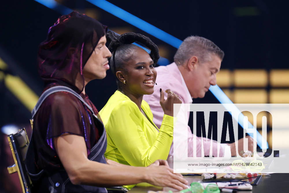 The judges Jorge Gonzalez, Motsi Mabuse and Joachim Llambi in the second live show of the 17th season of the RTL dance show Let s Dance at the MMC Coloneum Cologne, 08 03 2024 NRW Germany