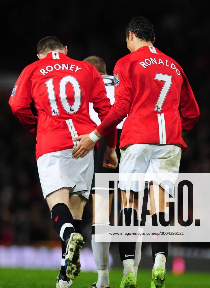 Wayne Rooney (li.) und Cristiano Ronaldo (beide Manchester United) - Torjubel - . Fußball Herren English Premier League 2008 2009, 1. Liga, Manchester United, ManU Gruppe Manchester Freude,
