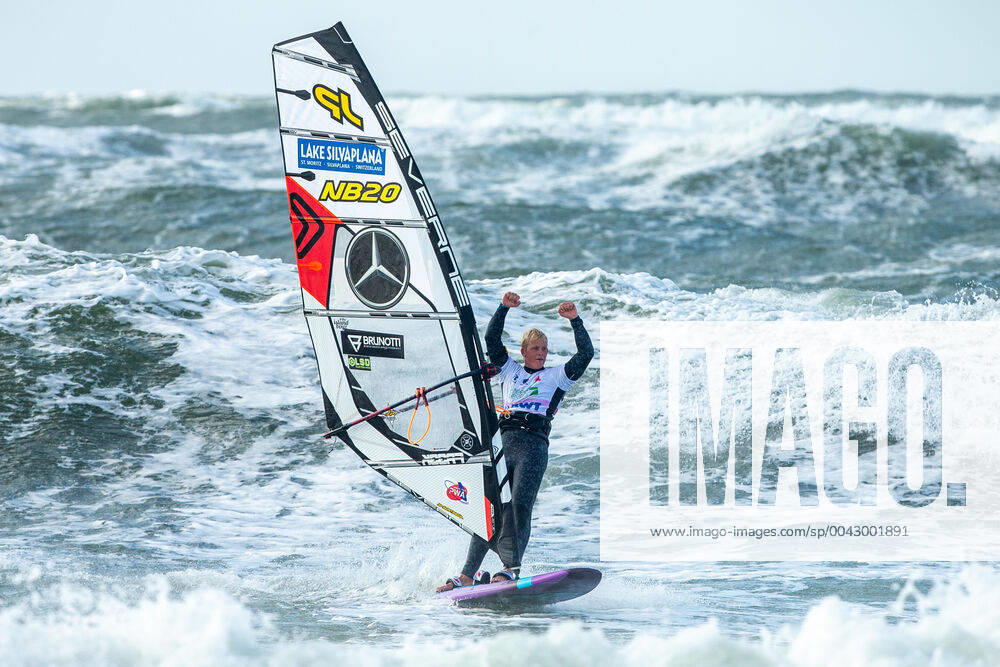 PWA Mercedes Benz World Windsurfing Tour Sylt 2019 Freestyle Men Wave Men Sylt Westerland, 30 09 2019 Vrieswijk Amado Hydrofoil, Freestyle Men, Bonaire, NB 20 Winner PWA Mercedes Benz World Windsurfing Tour Sylt 2019 Freestyle Men Wave Men on 30 09 2019 at Brandenburger Strand in Sylt Westerland Germany